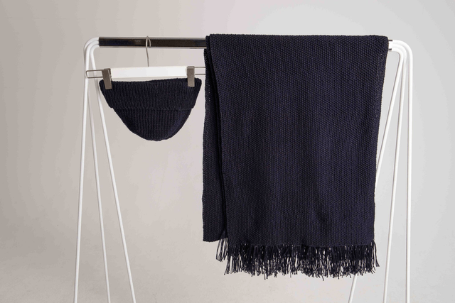 Cashmere long and cozy scarf